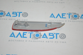 Reflectorul din bara spate dreapta pentru Mazda 6 13-17, nou, original OEM.