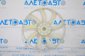 Paletele ventilatorului de răcire dreapta Toyota Highlander 14-19 3.5 cu motor mic.