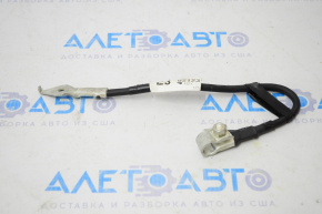 Terminalul negativ al bateriei Toyota Prius V 12-17.