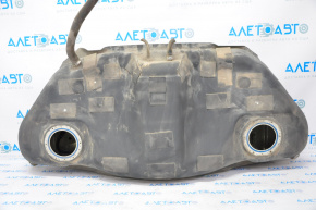 Rezervor de combustibil pentru Infiniti G25 G37 4d 09-14 cu lovituri.