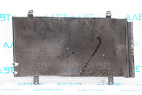 Radiatorul condensatorului de aer condiționat pentru Lexus ES350 13-18 este curb.