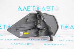 Lampa exterioară aripă dreapta Nissan Rogue 14-16 lipsă fragment