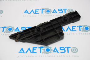 Suportul pentru bara spate dreapta exterior Toyota Highlander 08-13