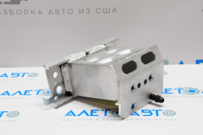 Клык усилителя переднего бампера правый Toyota Prius 30 10-15