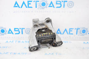 Подушка двигателя правая Dodge Dart 13-16 2.4