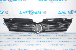 Решетка радиатора grill VW Jetta 11-14 USA TW