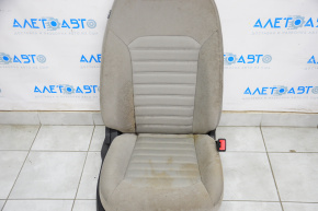 Scaun de pasager Ford Fusion mk5 17-20 fără airbag, manual, material textil gri, nevoie de curățare chimică, ruginit.