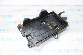 Palet pentru baterie Toyota Camry v70 18 - suport de fixare rupt.