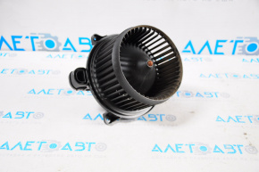 Motorul ventilatorului de încălzire Ford Fiesta 11-19