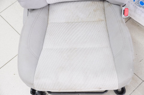 Scaun de pasager Toyota Camry v55 15-17 SUA fără airbag, LE, manual, material textil gri, murdar