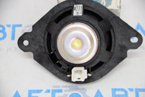 Difuzorul din torpedoul central al Mazda 6 13-21 Bose.