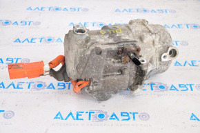 Компрессор кондиционера Toyota Prius V 12-17