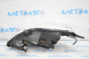 Фара передняя правая Nissan Versa 12-14, под полировку