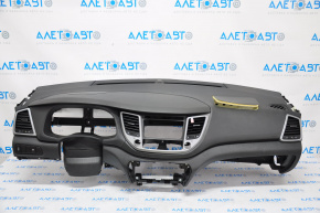 Panoul frontal al torpilei fără AIRBAG Hyundai Tucson 16-18, lovit.