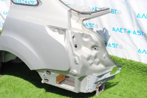Четверть крыло задняя левая Ford Focus mk3 11-18 4d бежевый, с центральной стойкой