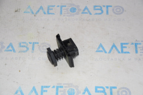 Отбойник капота левый Dodge Grand Caravan 11-20