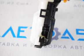 Замок лючка бензобака Lexus IS 14-20