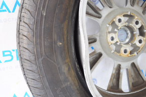 Roată de 18 inch pentru Nissan Murano Z52, cu jantă ușor deteriorată, necesită reparații