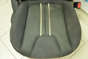 Scaun de pasager Dodge Dart 13-16 SXT fără airbag, manual, material textil negru, necesită curățare chimică