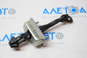 Ограничитель двери передней левой Chevrolet Volt 11-15