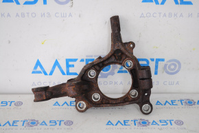 Capacul frontal stânga Subaru Outback 15-19 ruginit.