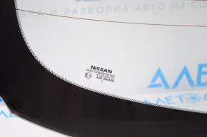 Стекло заднее Nissan Sentra 13-19