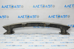 Amplificatorul de bara spate Ford Focus mk3 11-18 4d este fixat pe margine