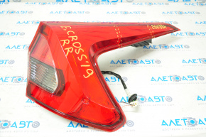 Lampa dreapta Mitsubishi Eclipse Cross 18 - corpul este spart, geamul este spart, crăpături, suportul este rupt.