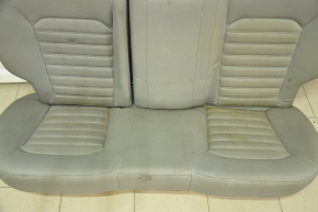 Rândul din spate al scaunelor, al doilea rând Ford Fusion mk5 13-16, material textil gri, necesită curățare chimică