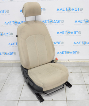 Scaun de pasager Hyundai Sonata 15-17 fără airbag, manual, material textil bej, necesită curățare chimică.