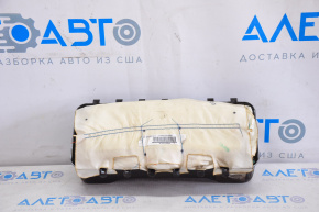 Airbag-ul pasagerului din bordul Dodge Journey 11 este un cartuș pirotehnic ruginit.