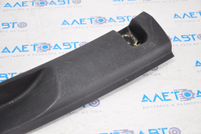 Capacul portbagajului Jeep Cherokee KL 14-18 negru este uzat