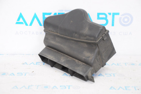 Воздухоприемник VW Jetta 11-18 USA 2.0, 1.8T