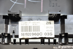 Щиток приборов VW Passat b7 12-13 USA 129к царапины