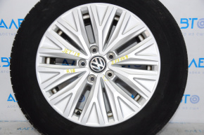 Roata de 16 inch VW Jetta 19 - tip 1, cu o bordura usoara.