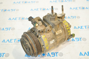 Compresorul de aer condiționat al modelului Ford Fusion mk5 13-20 2.0T 2.5 are un senzor defect.