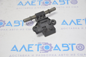 Senzor de presiune a combustibilului Audi A4 B8 08-16 tip2