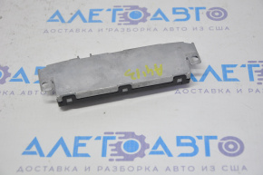 Amplificator antenă Audi A4 B8 08-16