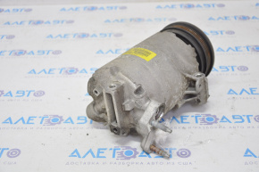 Compresorul de aer condiționat Ford Escape MK3 13-16 2.5