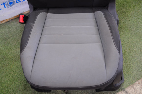 Scaun șofer Ford Escape MK3 13-19 fără airbag, material textil negru-gri. Acționare electrică