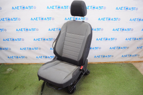 Scaun de pasager Ford Escape MK3 13-19 fără airbag, manual, material textil, negru-gri, uzat.