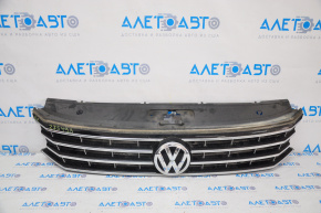 Grila radiatorului cu emblema VW Passat b8 16-19 SUA