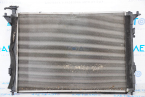 Radiatorul de răcire a apei pentru Kia Sorento 10-15 2.4