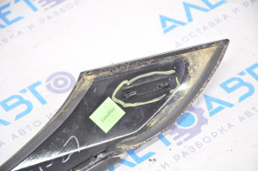 Moldura aripii din spate dreapta Nissan Maxima A36 16- crom, cu puncte de fixare rupte.