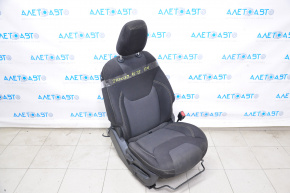 Scaun de pasager pentru Jeep Cherokee KL 14-18 fără airbag, manual, material textil negru.