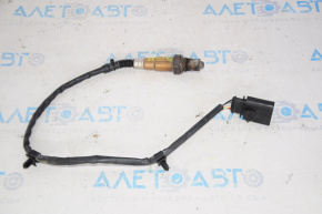 Sonda lambda pentru primul VW Passat b7 12-15 SUA 1.8T a suferit o defectare a clemelor de fixare a cipului.