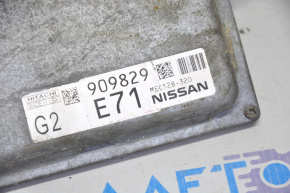 Modulul ECU al motorului Nissan Pathfinder 13-20