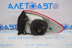 Lampa exterioară aripă stângă Ford Fiesta 14-19 restilizare 4 uși