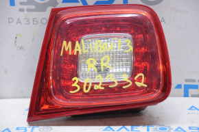 Lampa interioară pentru capacul portbagajului dreapta Chevrolet Malibu 13-15 LED uzată.