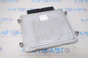 Modulul ECU al motorului Hyundai Sonata 11-15-2.4